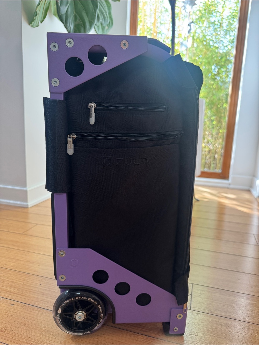 Zuca "Flyer" Pro Makeup Artist Suitcase *NEW IN BOX* Branded with "Kiko" logo - Picture 4 of 16